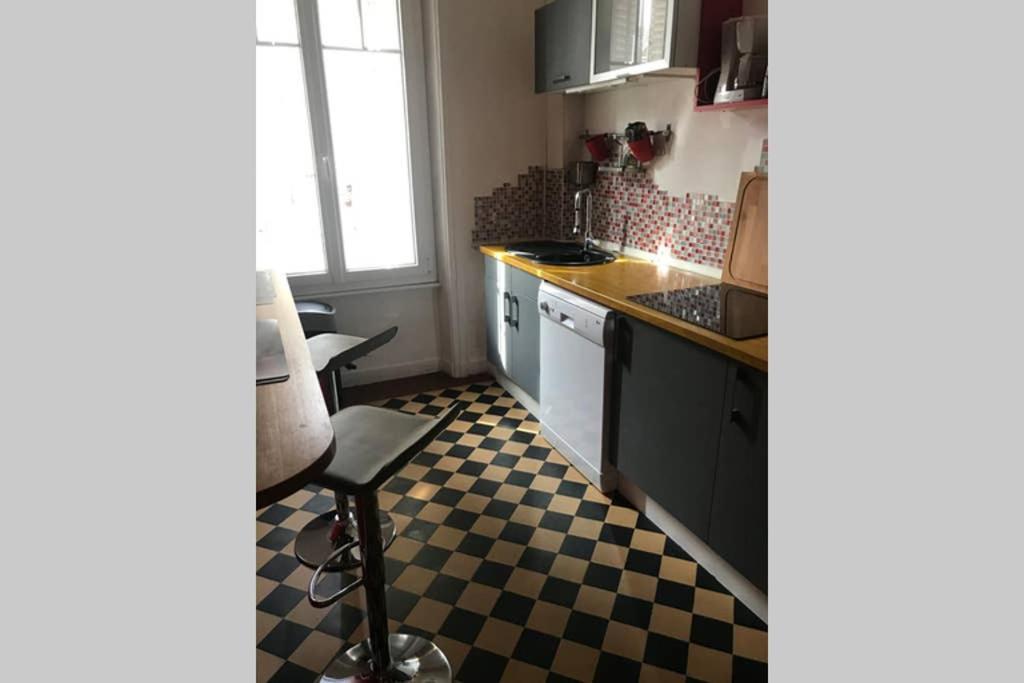Appartement Spacieux Limoges Centre Garage Wifi Εξωτερικό φωτογραφία